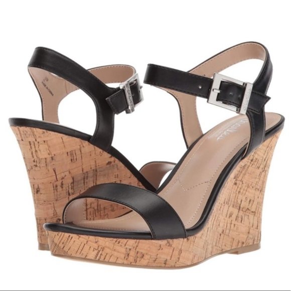 NEW Charles by Charles David Black Vegan Leather Wedge Sandals - Picture 5 of 6